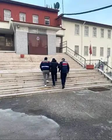 Hırsızlık Şüphelisi Yakalandı ve Tutuklandı